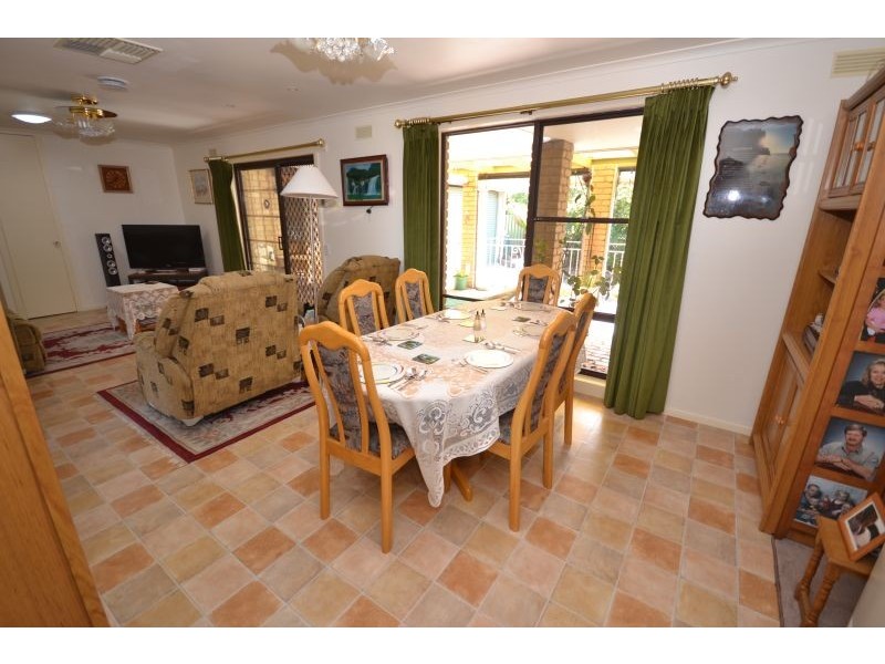 5 Sainsbury Court, Mount Clear VIC 3350