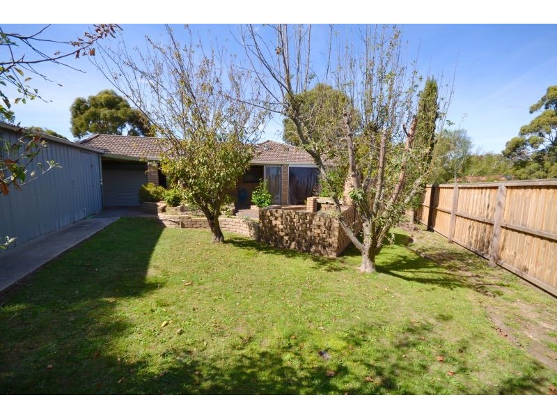 5 Sainsbury Court, Mount Clear VIC 3350