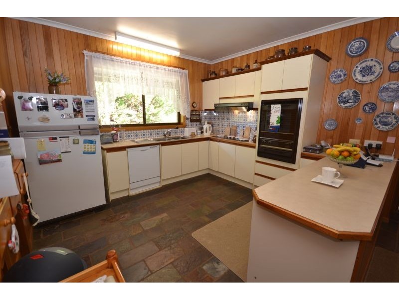 130 Kingfisher Drive, Lal Lal VIC 3352