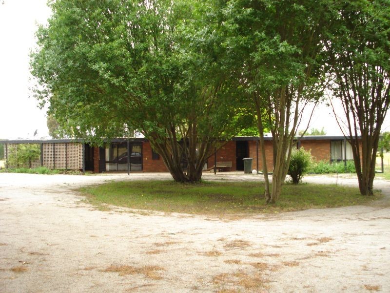 35 Carrigans Lane, Snake Valley VIC 3351