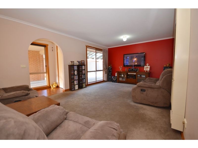 14 Jasmine Drive, Delacombe VIC 3356