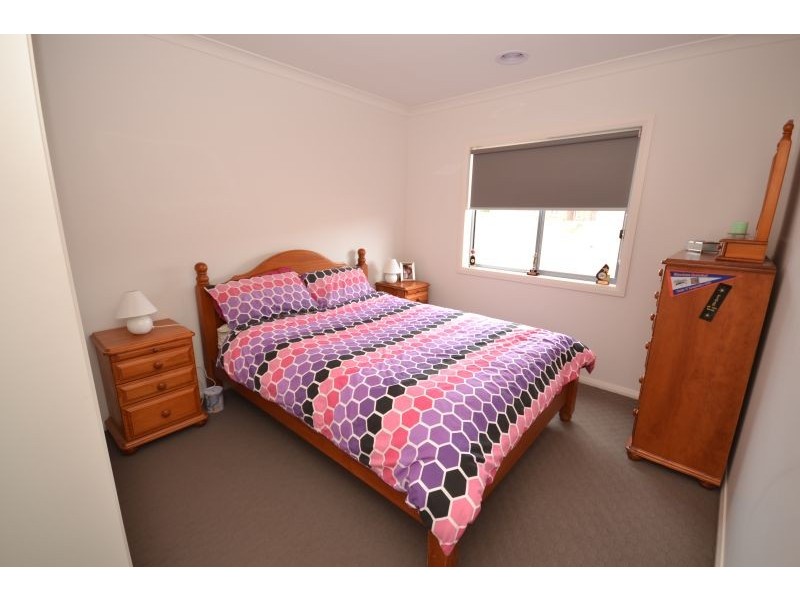 2 Bult Close, Miners Rest VIC 3352