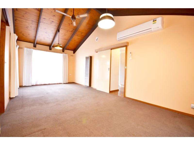 419 Forest Street, Wendouree VIC 3355