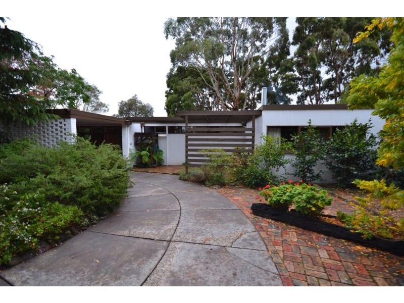 31 Jacksons Road, Brown Hill VIC 3350
