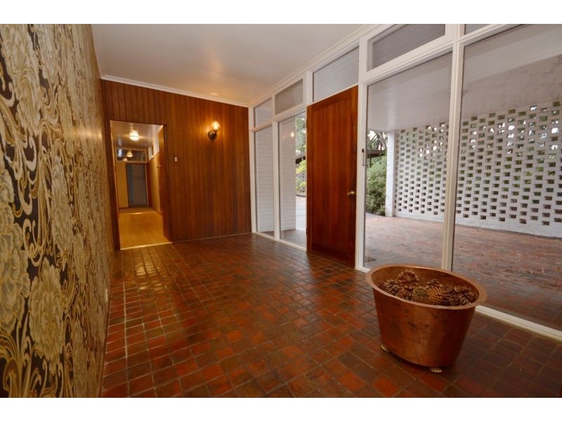 31 Jacksons Road, Brown Hill VIC 3350