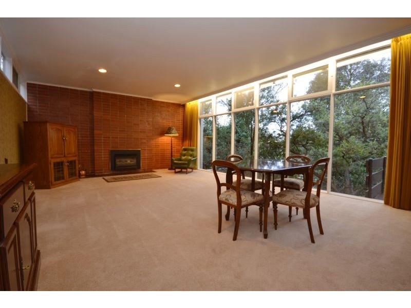 31 Jacksons Road, Brown Hill VIC 3350