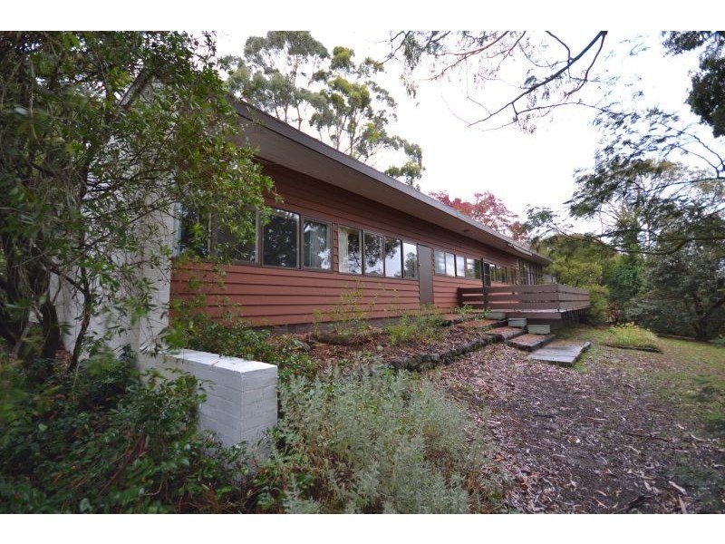 31 Jacksons Road, Brown Hill VIC 3350