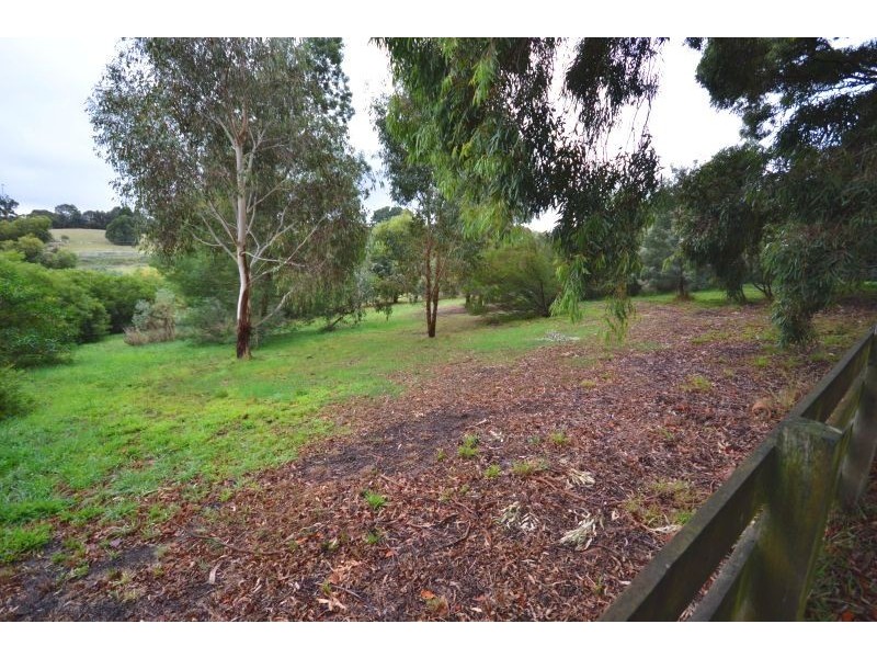 31 Jacksons Road, Brown Hill VIC 3350