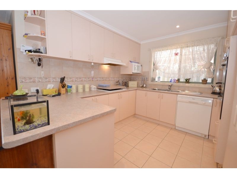 14 Wicklow Drive, Invermay Park VIC 3350