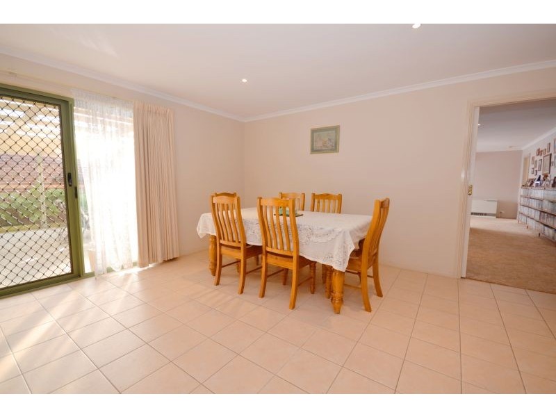 14 Wicklow Drive, Invermay Park VIC 3350