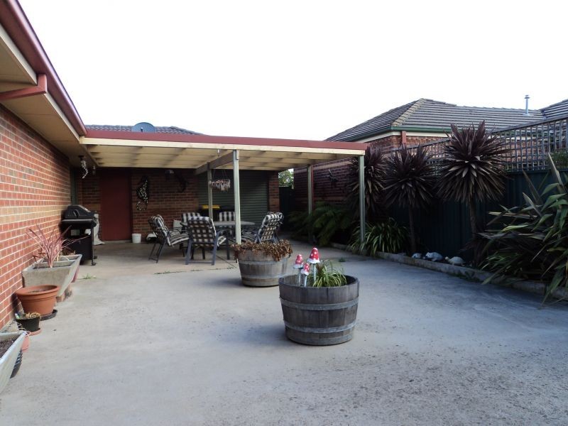 14 Wicklow Drive, Invermay Park VIC 3350