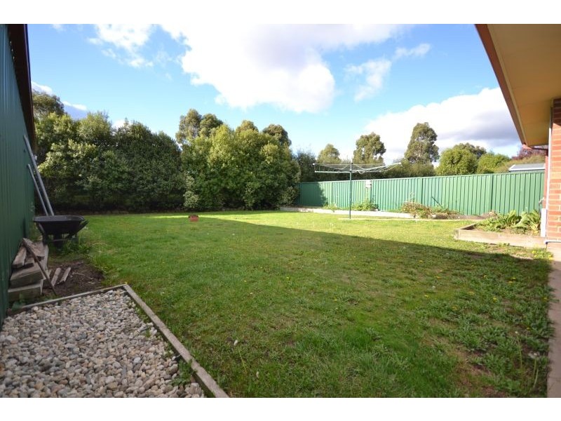 14 Wicklow Drive, Invermay Park VIC 3350