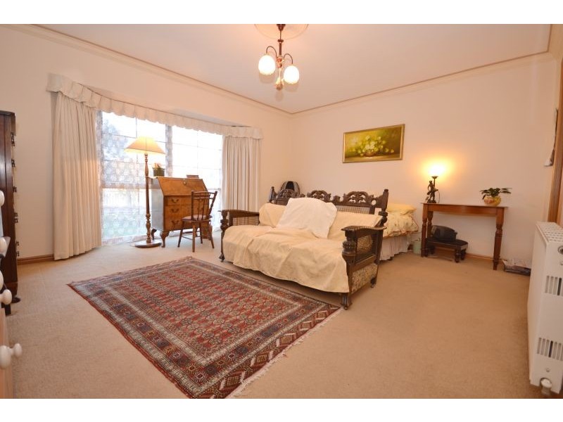 1334 Geelong Road, Mount Clear VIC 3350