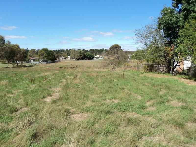 24 Park Road, Beaufort VIC 3373