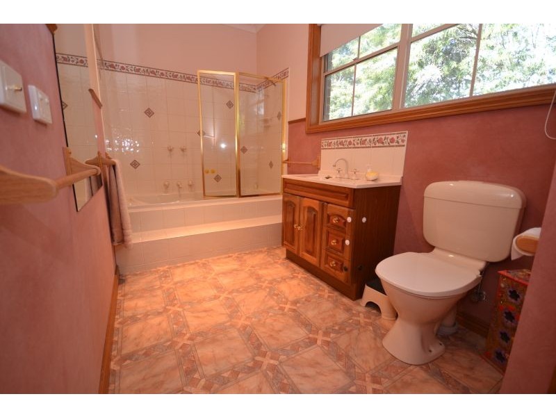 35 Doble Road, Smythes Creek VIC 3351