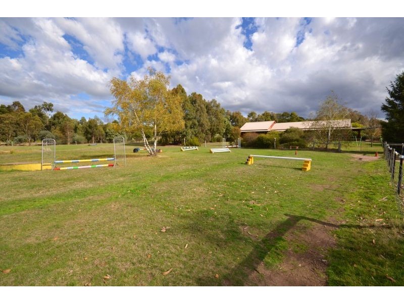 35 Doble Road, Smythes Creek VIC 3351