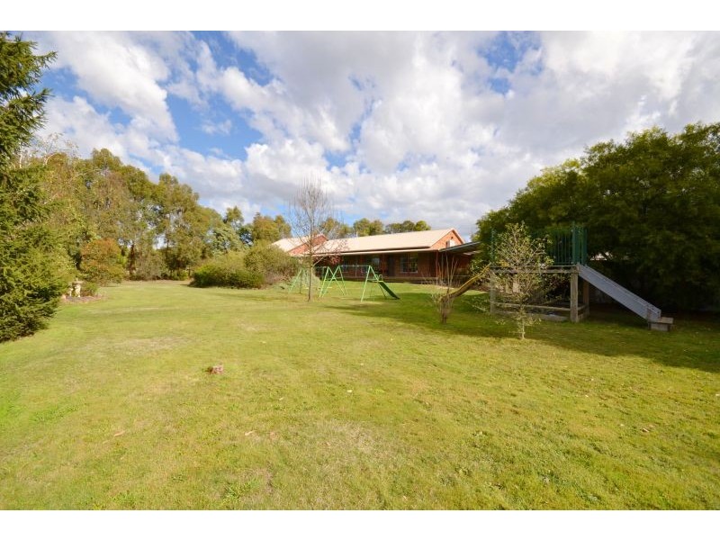 35 Doble Road, Smythes Creek VIC 3351
