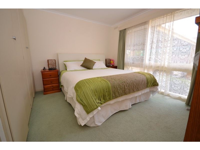 76 Marie Crescent, Wendouree VIC 3355