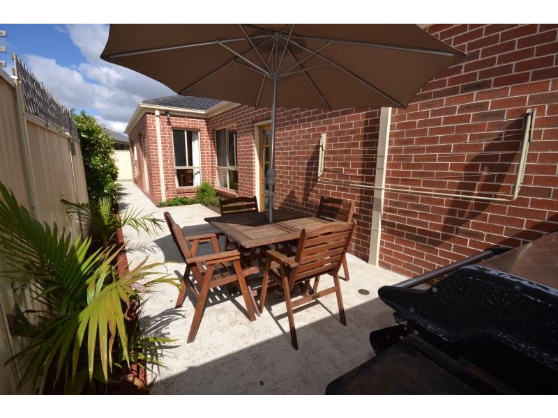 22 Westcliffe Crescent, Sebastopol VIC 3356