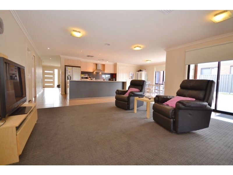 90 Alfredton Drive, Alfredton VIC 3350