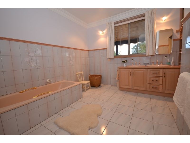 608 Nicholson Street, Ballarat VIC 3350