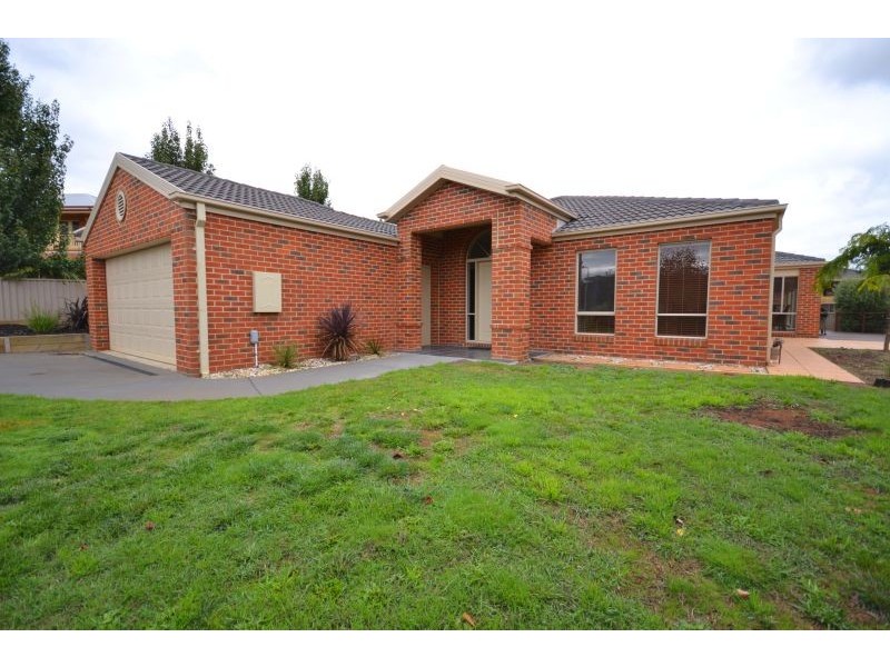 7 Petian Court, Ballarat North VIC 3350