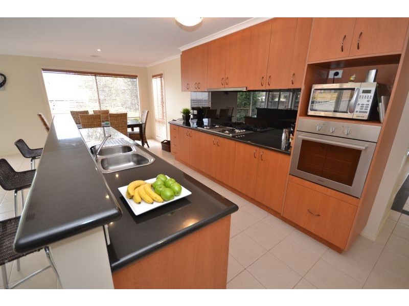 7 Petian Court, Ballarat North VIC 3350