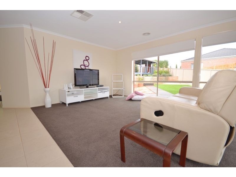 7 Petian Court, Ballarat North VIC 3350