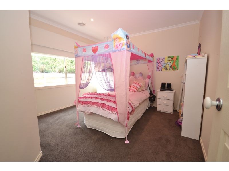 7 Petian Court, Ballarat North VIC 3350