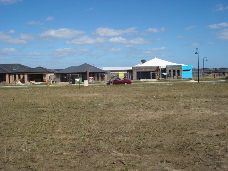 15 Canopy Avenue, Alfredton VIC 3350