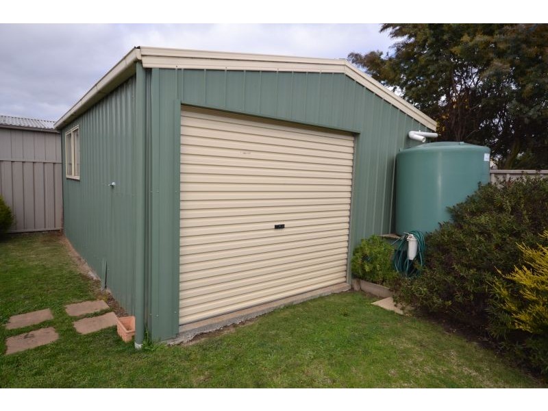 19 Wicklow Drive, Invermay Park VIC 3350