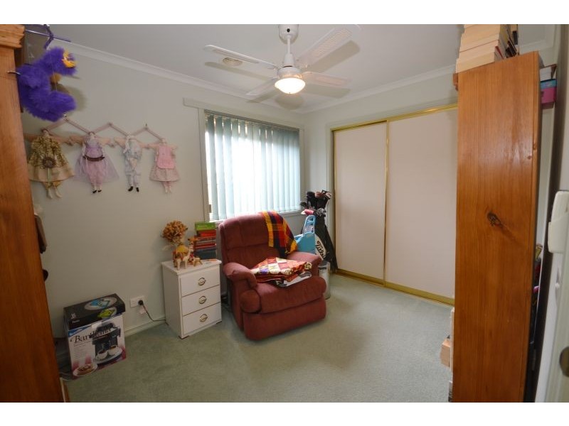 19 Wicklow Drive, Invermay Park VIC 3350
