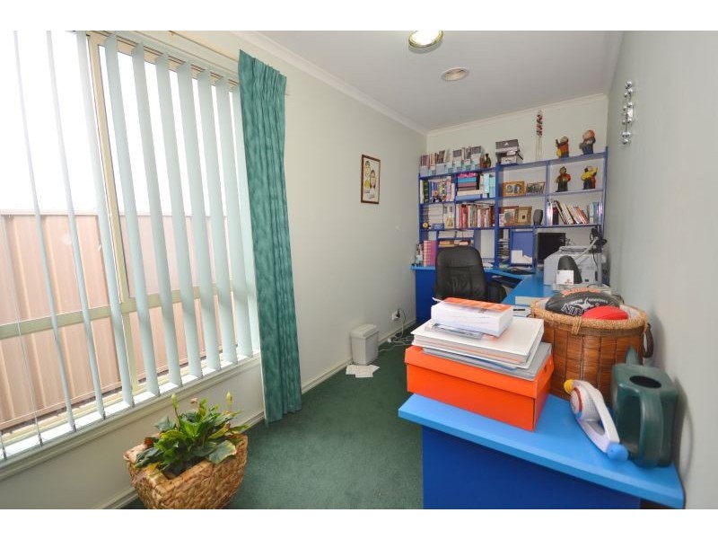 19 Wicklow Drive, Invermay Park VIC 3350