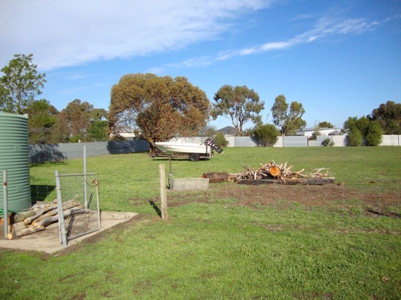 7 Clarke Street, Miners Rest VIC 3352