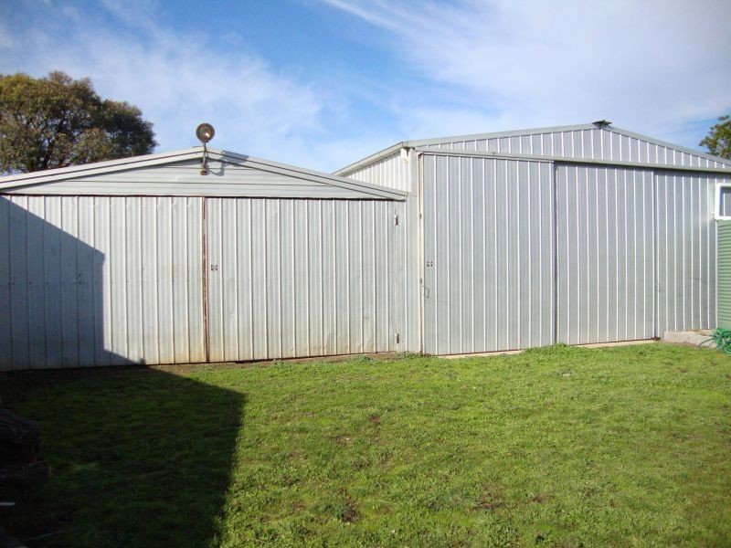 7 Clarke Street, Miners Rest VIC 3352