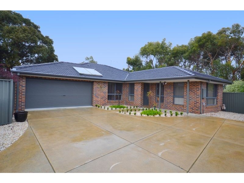 15B King George Way, Mitchell Park VIC 3352
