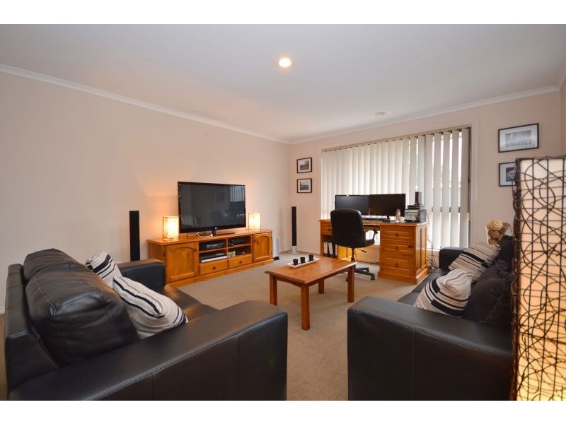 15B King George Way, Mitchell Park VIC 3352