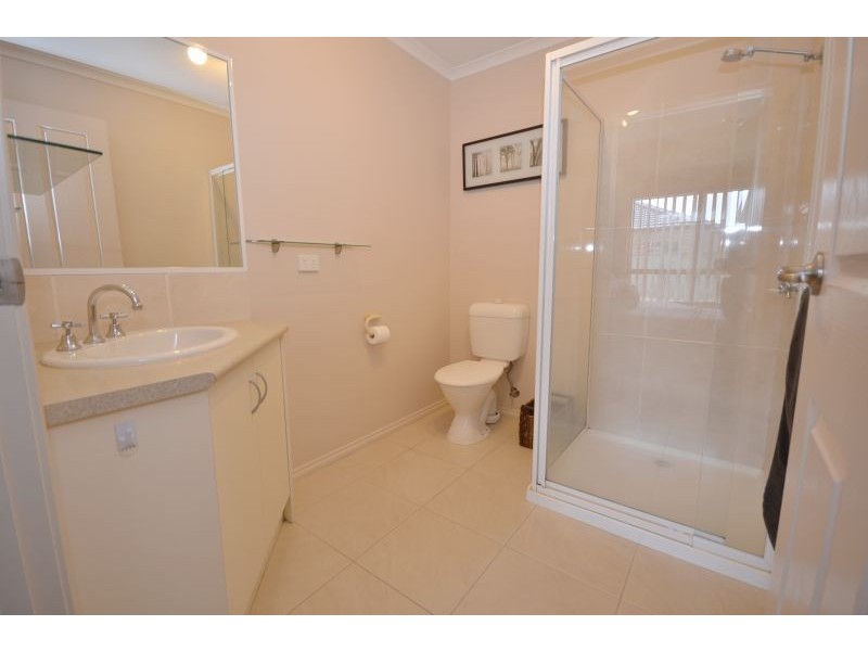 15B King George Way, Mitchell Park VIC 3352