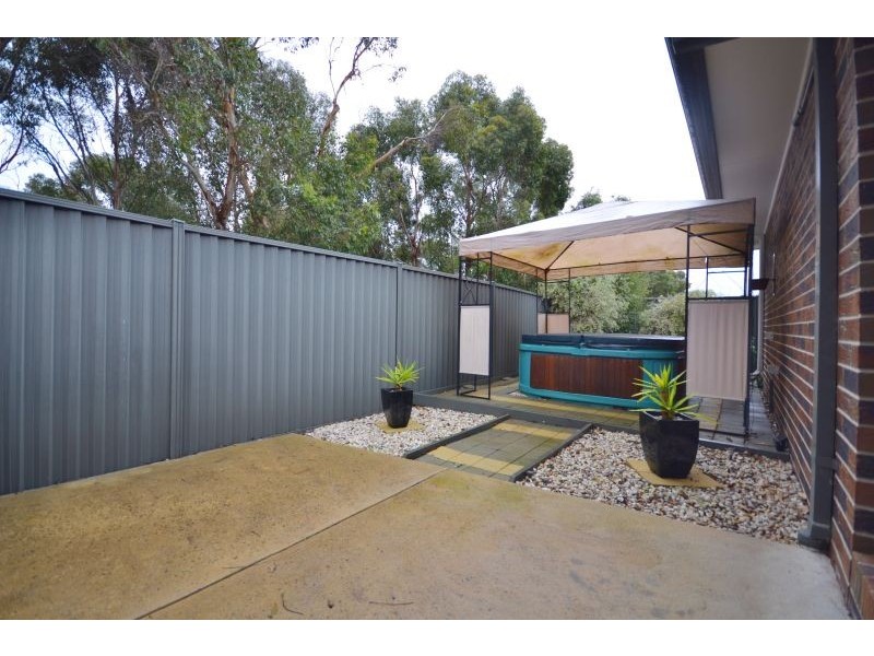 15B King George Way, Mitchell Park VIC 3352