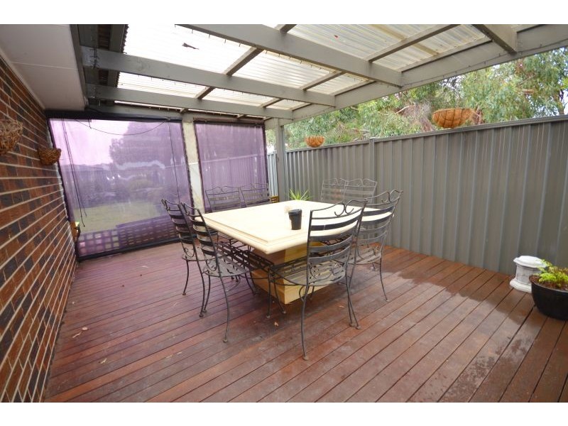 15B King George Way, Mitchell Park VIC 3352