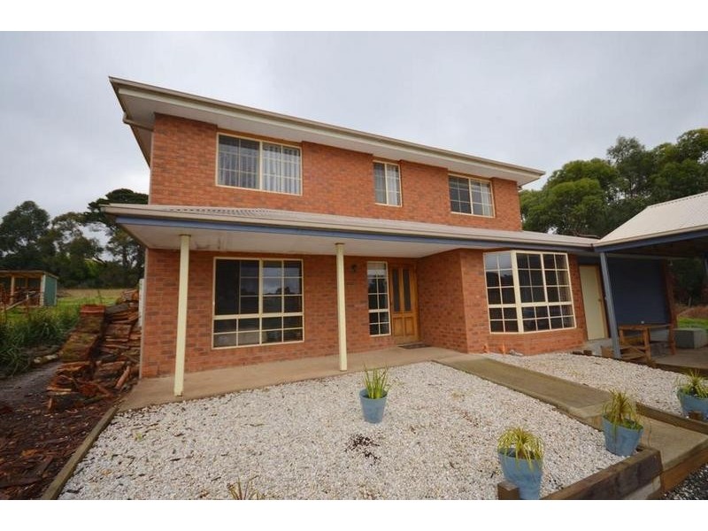 35 Urquhart Street, Gordon VIC 3345