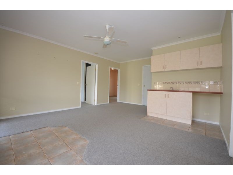 14 Parslow Road, Ross Creek VIC 3351