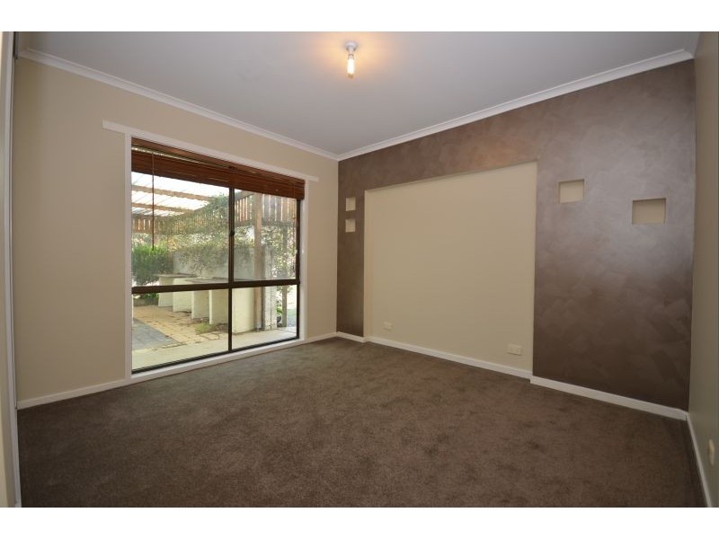 14 Parslow Road, Ross Creek VIC 3351