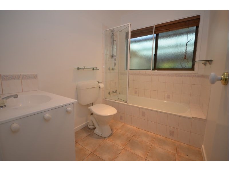 14 Parslow Road, Ross Creek VIC 3351