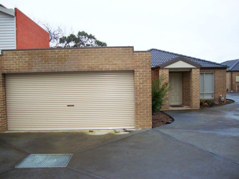 1/274 Albert Street, Sebastopol VIC 3356