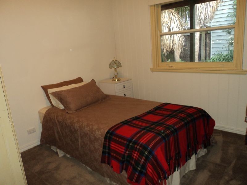 16 Havelock Street, Black Hill VIC 3350