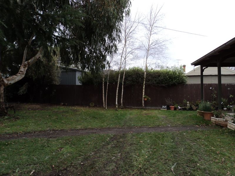 16 Havelock Street, Black Hill VIC 3350