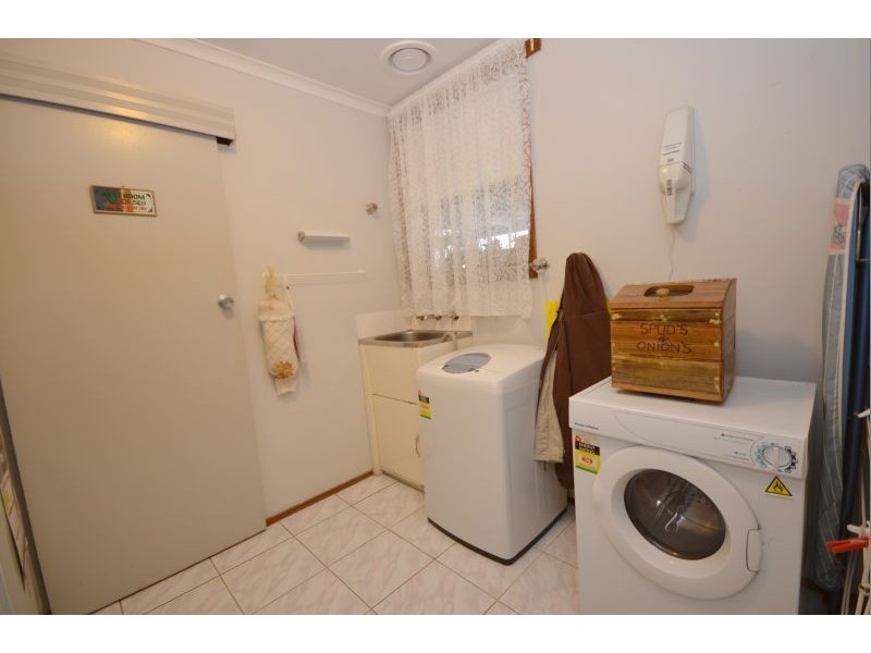 1 Elm Street, Wendouree VIC 3355