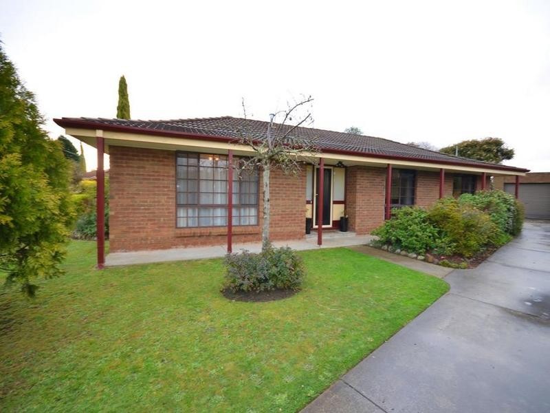 22 Langstaffe Drive, Wendouree VIC 3355