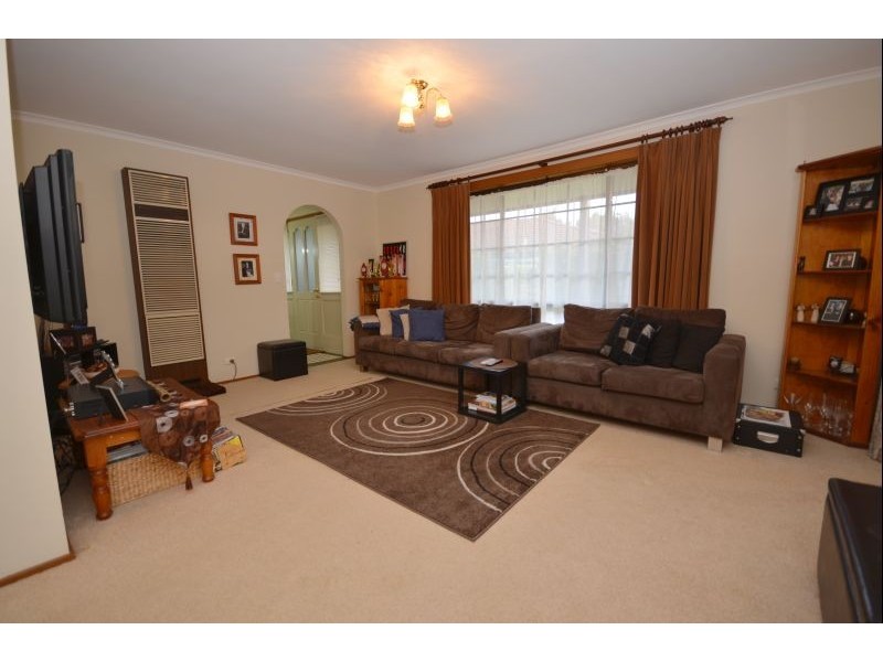 22 Langstaffe Drive, Wendouree VIC 3355